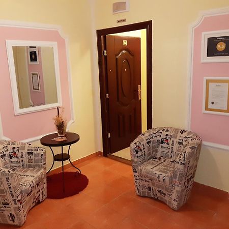 Guest House Villa Lord Нови-Сад Экстерьер фото